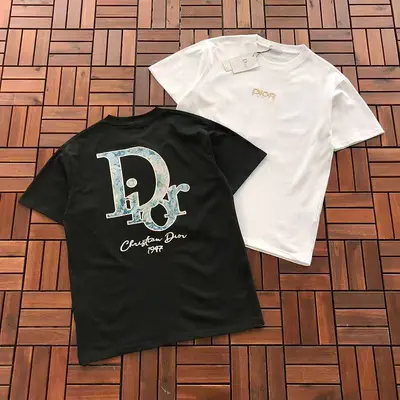 ¥165 D🔥O🔥 T-SHIRT 88052218 (im 185CM 70KG iwear size M in the photo)