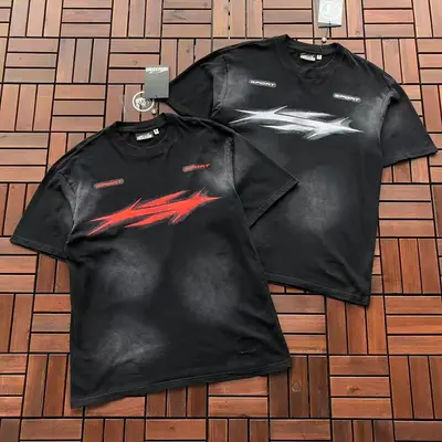 ¥~109 HELLSTAR T-SHIRT 55052512 (im 185CM 80KG iwear size S in the photo)