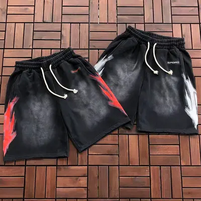 ¥ ~ 125 HELLSTAR SHORTS 55052567 (im 185CM 80KG iwear size S in the photo)