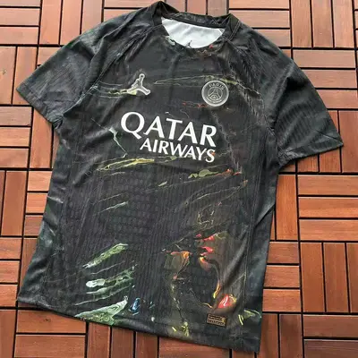 ¥ ~ 65 FOOTBALL T-SHIRT 55052546 (im 185CM 80KG iwear size L in the photo)