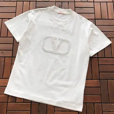 ￥~115 VALENTINO T-SHIRT 77052659 (im 185CM 70KG iwear size S in the photo)