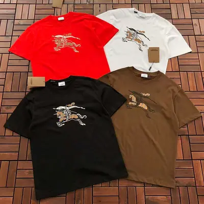 ￥~99 B🔥RB🔥RRY T-SHIRT 77052615 (im 185CM 70KG iwear size M in the photo)