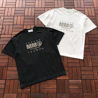 ￥~105 M🔥IS🔥N M🔥R🔥IE🔥A T-SHIRT 77052631 (im 185CM 70KG iwear size M in the photo)