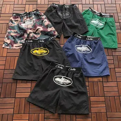 ￥~85 C🔥RT🔥🔥Z SHORTS 77052787 (im 185CM 70KG iwear size M in the photo)