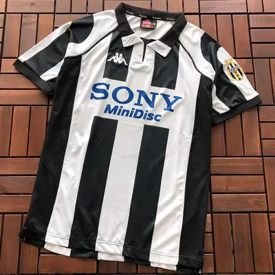 ￥~69 FOOTBALL T-SHIRT 55052723 (im 185CM 70K iwear size M in the photo)