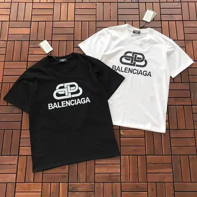 ¥~79 B🔥L🔥🔥🔥IA🔥A T-SHIRT 77052879 (im 185CM 70KG iwear size M in the photo)