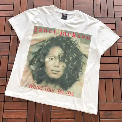 ￥89 VINTAGE T-SHIRT 88052809 (im 185CM 70KG iwear size M in the photo)