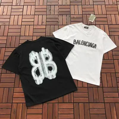 ¥~79 B🔥L🔥🔥🔥IA🔥A T-SHIRT 77052820 (im 185CM 70KG iwear size L in the photo)