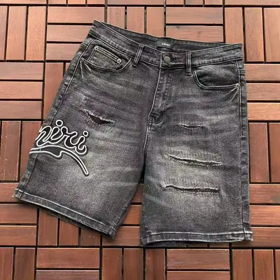 ￥~195 AMIRI SHORTS JEANS 66053131 (im 185CM 80KG iwear size 31 in the photo)