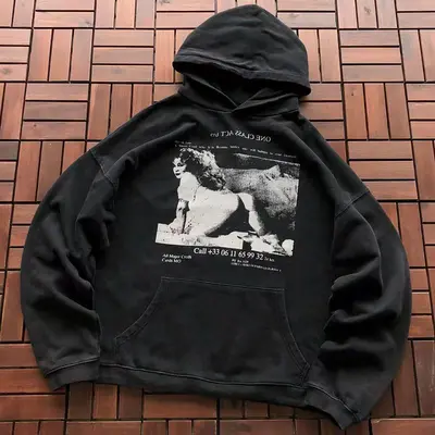￥~175 E.R.D HOODIE 77053122 (im 185CM 70KG iwear size M in the photo)