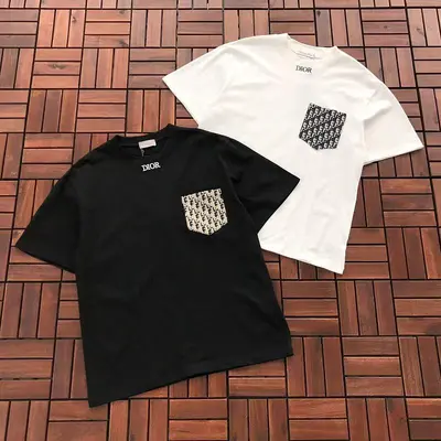 ¥125 D🔥O🔥 T-SHIRT 88053105 (im 185CM 70KG iwear size M in the photo)