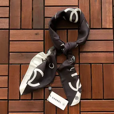 ￥~56 C🔥A🔥E🔥SCARF 55060168 (长87CM*宽87CM)