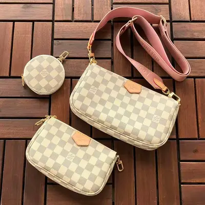 ￥ ~ 135 L🔥BAG 55060142（长24CM*宽14CM*高4CM）