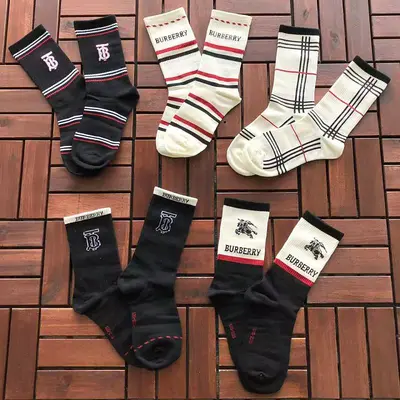 ￥ ~ 66 B🔥RB🔥RRY SOCKS 55060317