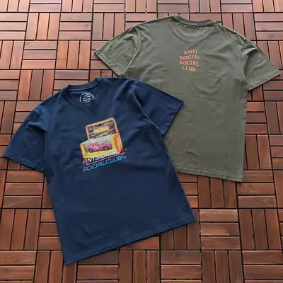 ￥ ~ 85 ANTI SOCIAL SOCIAL CLUB T-SHIRT 55060260 (im 185CM 70KG iwear size M in the photo)