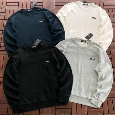 ￥~175 Z🔥🔥G🔥A SWEATER 66060317 (im 185CM 80KG iwear size L in the photo)