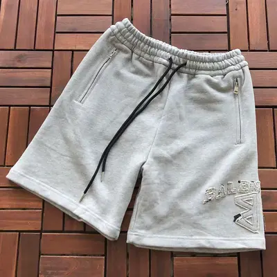 ￥189 B🔥L🔥🔥🔥IA🔥A SHORTS 88060303 (im 185CM 70KG iwear size S in the photo)
