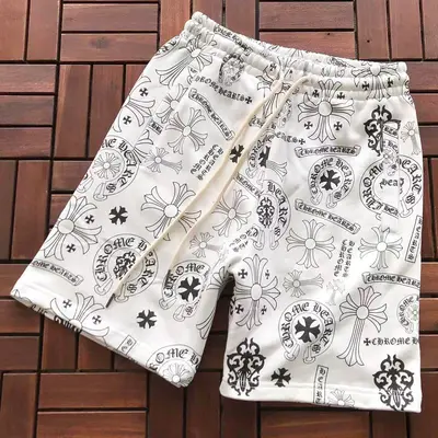 ￥195 CH🔥OM🔥 HE🔥RTS SHORTS 88060302 (im 185CM 70KG iwear size M in the photo)