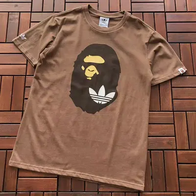 ￥~95 🔥DI🔥AS & BAPE T-SHIRT 77060309 (im 185CM 70KG iwear size M in the photo)