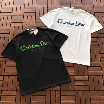 ￥~109 D🔥O🔥 T-SHIRT 77060301 (im 185CM 70KG iwear size M in the photo)