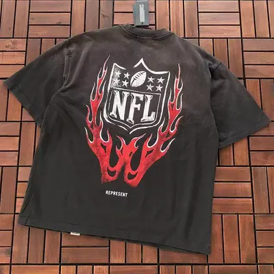 ￥~105 REPRESENT T-SHIRT 77060431 (im 185CM 70KG iwear size M in the photo)