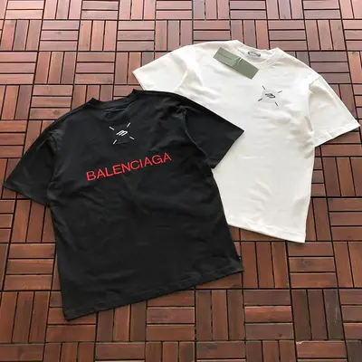 ￥~119 B🔥L🔥🔥🔥IA🔥A T-SHIRT 77060420 (im 185CM 70KG iwear size L in the photo)