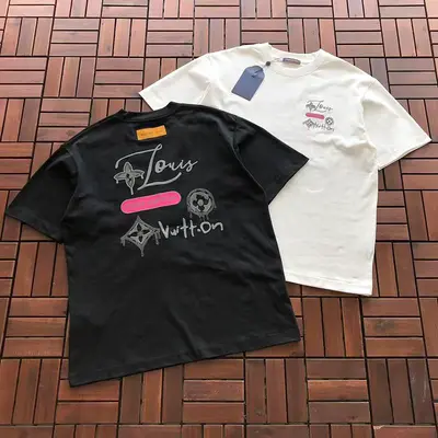 ￥~125 L🔥T-SHIRT 77060423 (im 185CM 70KG iwear size L in the photo)