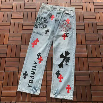￥~215 CH🔥OM🔥 HE🔥RTS JEANS 77060910 (im 185CM 70KG iwear size 30 in the photo)