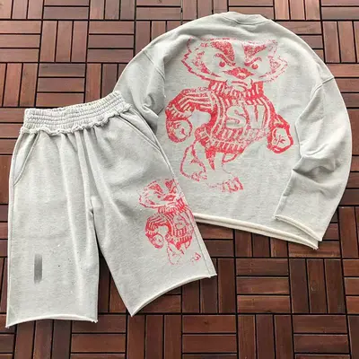 TOP ￥~ 219 PANTS ￥~219 VINTAGE SWEATER SHORTS 55060981 (im 185CM 80KG iwear size M in the photo)