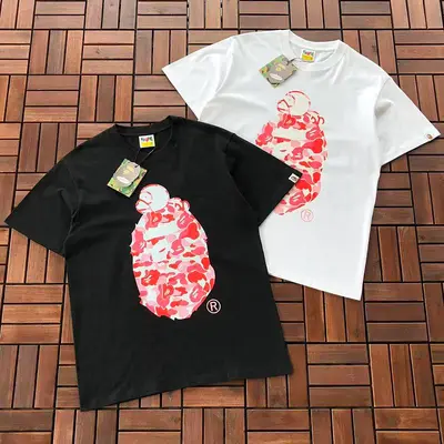 ￥~89 BAPE T-SHIRT 55060943 (im 185CM 80KG iwear size M in the photo)