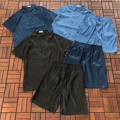 ￥~165 D🔥O🔥T-SHIRT SHIRT SHORTS 77060809 (im 185CM 70KG iwear size L in the photo)