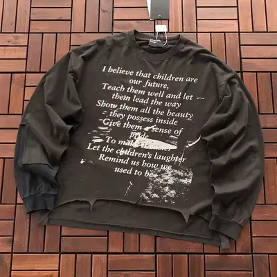 ￥~119 E.R.D LONG-SLEEVE 77061037 (im 185CM 70KG iwear size M in the photo)