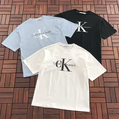 ￥135 C🔥L🔥IN K🔥E🔥N T-SHIRT 88061010 (im 185CM 80KG iwear size S in the photo)