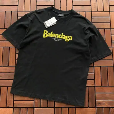 ￥~179 B🔥L🔥🔥🔥IA🔥A T-SHIRT 66061117 (im 185CM 80KG iwear size M in the photo)