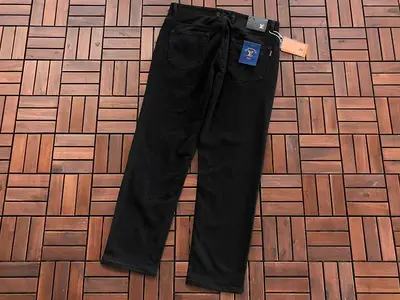 ￥~135 L🔥JEANS 55061114 (im 185CM 80KG iwear size 34 in the photo)