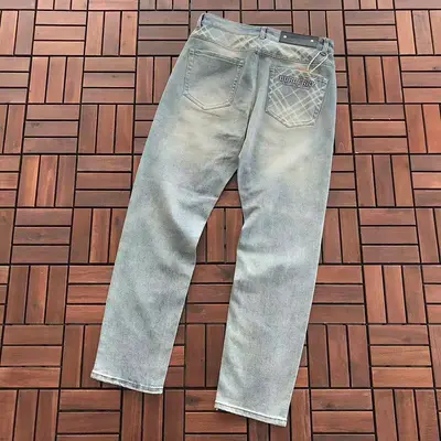 ￥~135 B🔥RB🔥RRY JEANS 55061132 (im 185CM 80KG iwear size 32 in the photo)