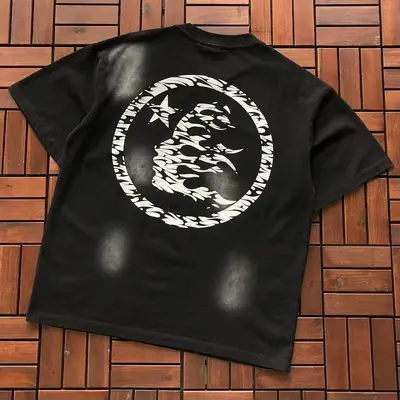 ￥~89 HELLSTAR T-SHIRT 77061218 (im 185CM 80KG iwear size M in the photo)