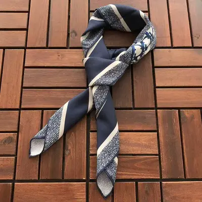 ￥ ~ 86 D🔥O🔥 SCARF（长87CM*宽87CM）55061300