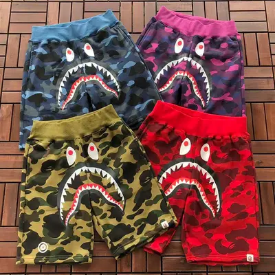 ￥159 BAPE SHORTS 88061408 (im 185CM 80KG iwear size M in the photo)