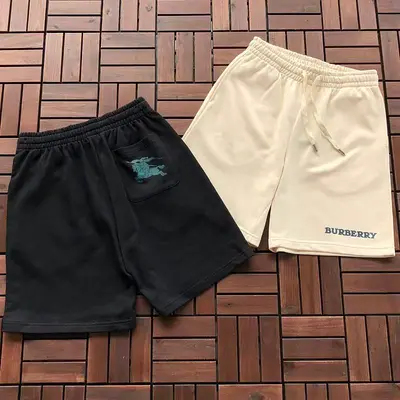 ¥179 B🔥RB🔥RRY SHORTS 88061507 (im 185CM 80KG iwear size M in the photo)