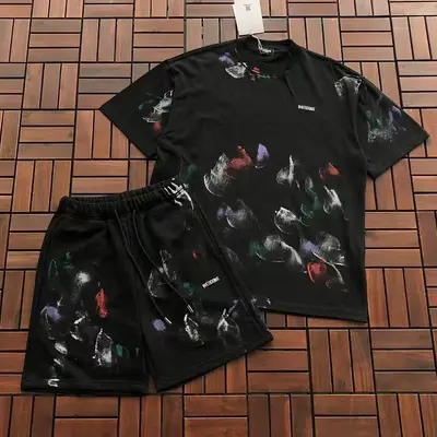 TOP￥~115 PANTS￥~115 WE11DONE T-SHIRT SHORTS 77061593 (im 185CM 70KG iwear size M in the photo)
