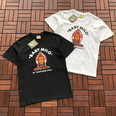 ¥89 BAPE T-SHIRT 55061608 (im 185CM 80KG iwear size M in the photo)