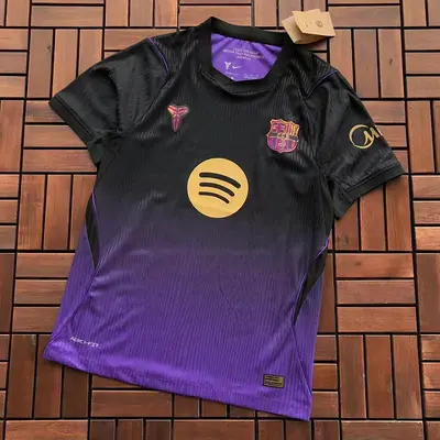 ¥ ~ 66 FOOTBALL T-SHIRT 55061635 (im 185CM 80KG iwear size M in the photo)