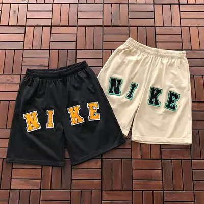 ¥~99 N🔥K🔥 SHORTS 77061774 (im 185CM 70KG iwear size M in the photo)