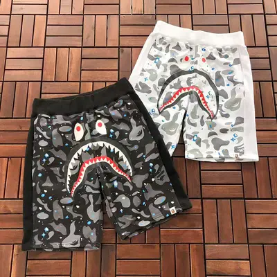 ￥ 159 BAPE SHORTS 88061724 (im 185CM 70KG iwear size XL in the photo)