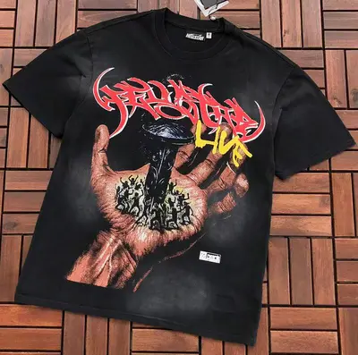 ￥~109 HELLSTAR T-SHIRT 55062172 (im 180CM 68KG iwear size S in the photo)