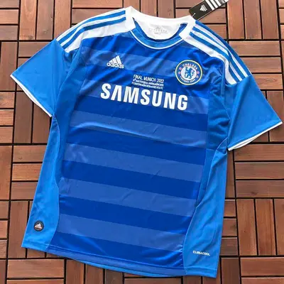 ￥ ~ 69 FOOTBALL T-SHIRT 55062132 (im 180CM 68KG iwear size M in the photo)