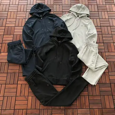 TOP￥~139 PANTS￥~125 H🔥G🔥 B🔥🔥S HOODIE TROUSERS 66062105 (im 180CM 68KG iwear size L in the photo)