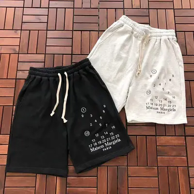 ￥~135 M🔥IS🔥N M🔥R🔥IE🔥A SHORTS 55062117 (im 180CM 68KG iwear size 46 in the photo)