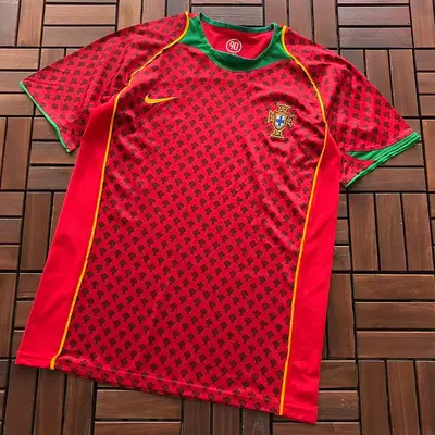 ￥ ~ 69 FOOTBALL T-SHIRT 55062161 (im 180CM 68KG iwear size M in the photo)